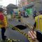 Amblas! Ada Lubang Seukuran Kerbau di Jalan ZA Pagar Alam Bandar Lampung