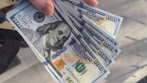 Dolar