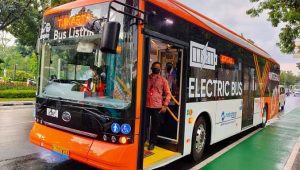 Bus listrik
