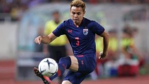 Kapten Timnas Thailand Theerathon Bunmathan
