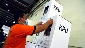 Kotak suara kardus
