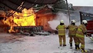 Kebakaran agen elpiji di Duren Sawit