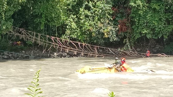 4 Anggota TNI-Polri Hilang Setelah Jembatan di Papua Pegunungan Putus