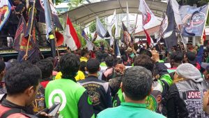 Demo Ojek Online Tolak ERP di Balai Kota