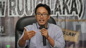 Kahar S Cahyono, Ketua Bidang Infokom dan Propaganda Partai Buruh