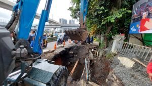 Jalan Ambles di Cilandak