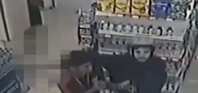 Polisi Tangkap 4 Remaja Perampok Minimarket di Makassar