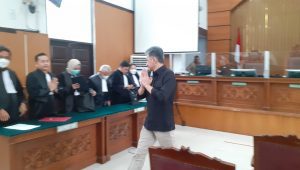Vonis Hendra Kurniawan