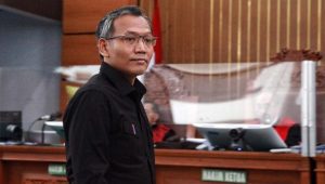 Agus Nurpatria divonis 2 tahun penjara dalam kasus perintangan penyidikan.