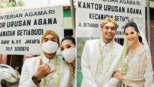 Sepasang pengantin yang melangsungkan pernikahan di KUA. | ist