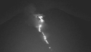 Gunung Semeru, Jumat, 24/3/2023. | Tangkapan layar cctv