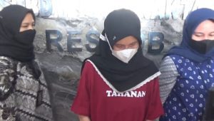 Tersangka penipuan dengan modus penerimaan Taruna Akpol yang ditangkap Polda Lampung. | ist