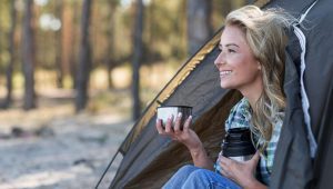 Ilustrasi Camping