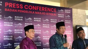 Imam besar Masjid Istiqlal Nasaruddin Umar saat konferensi pers, Rabu, 22/3/2023