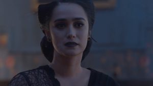 Alexandra Gottardo sebagai Melati di film horor Losmen Melati
