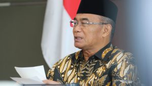 Menteri Koordinator Bidang Pembangunan Manusia dan Kebudayaan (Menko PMK) Indonesia Muhadjir Effendy