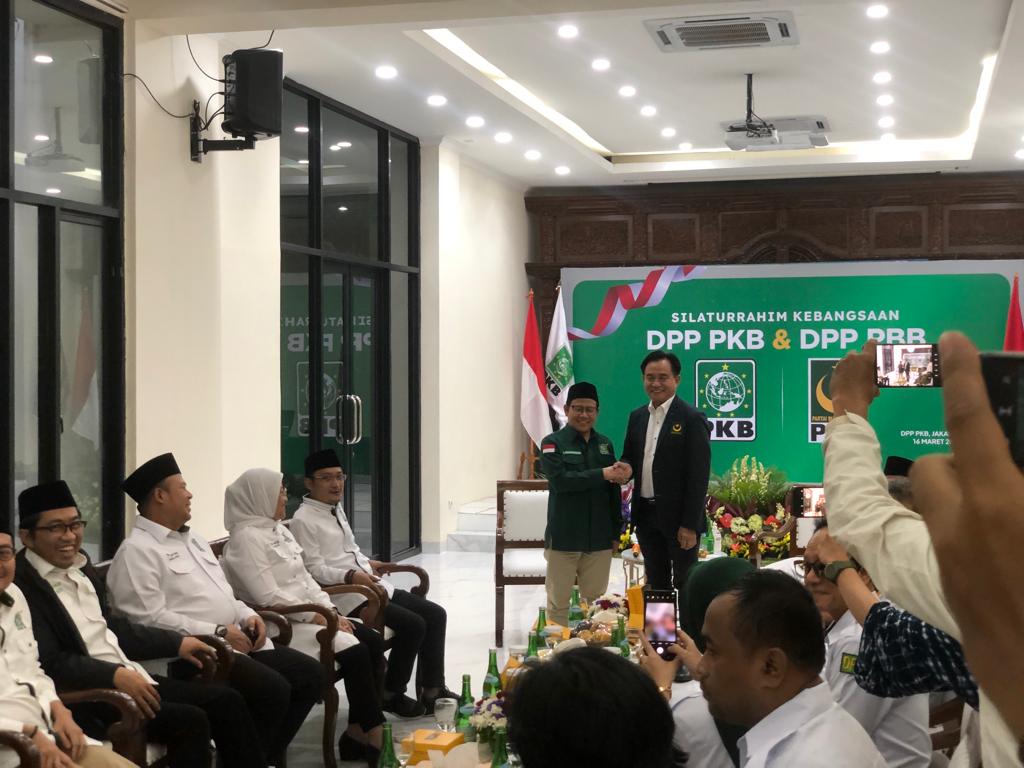 Sambangi PKB, Yusril Ihza Mahendra Minta Doa Restu Cak Imin