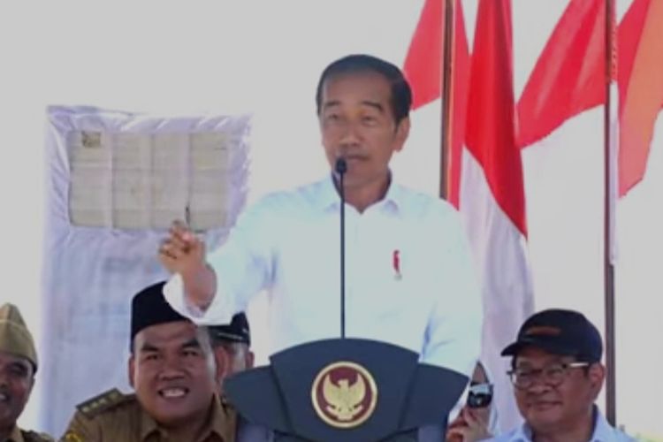Jokowi Minta SK Hutan Sosial Dimanfaatkan untuk Pertanian Produktif