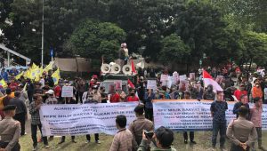 Demo Tolak Pencopotan Brigjen Endar Priantoro di KPK, Kamis, 6/4/2023 | Merinda Faradianti/forumkeadilan.com