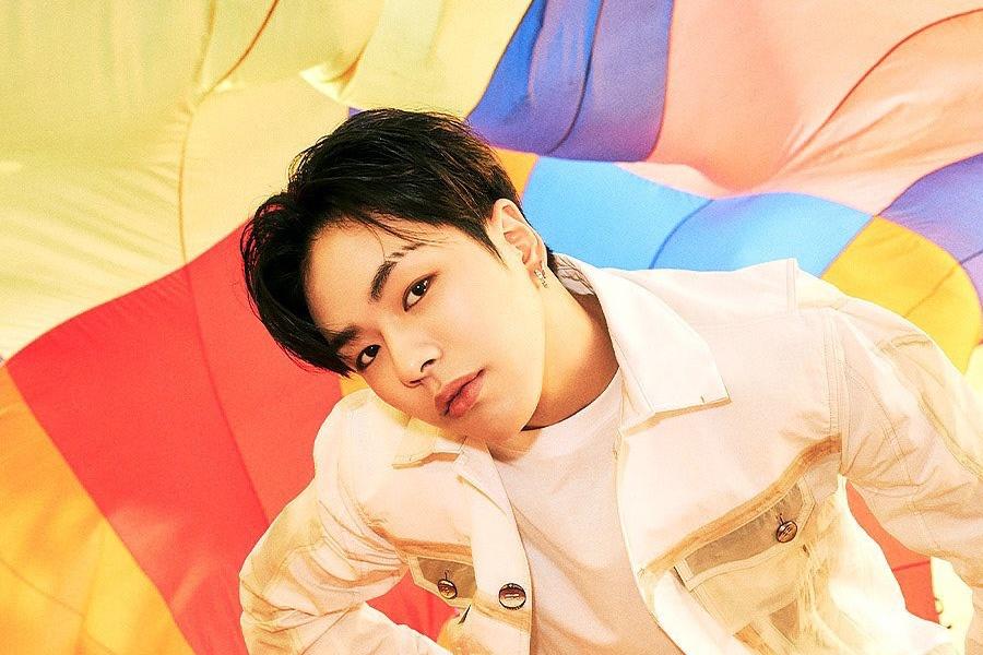 Jaehyuk TREASURE Tersambar Api Saat Konser di Bangkok, Minta Fans Tak Khawatir