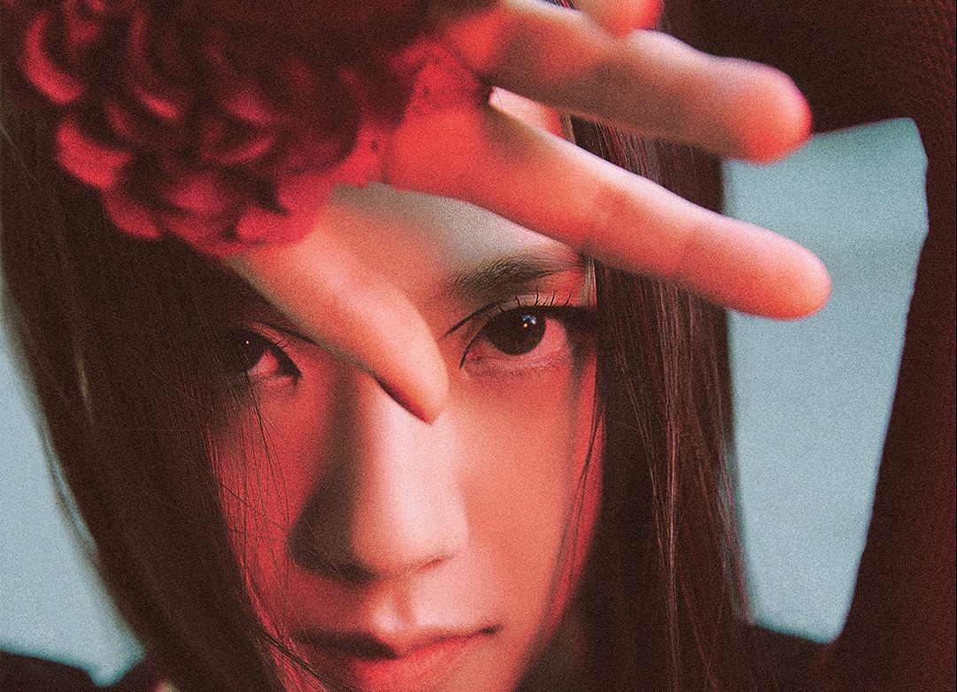 Lirik dan Terjemahan All Eyes On Me Jisoo BLACKPINK, Lagu ke-2 di Album ME