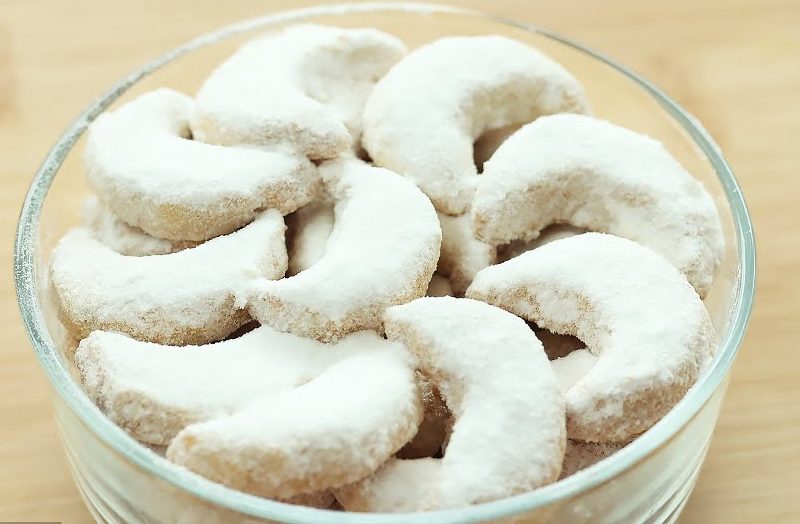Resep Kue Putri Salju tanpa Cetakan untuk Sajian Lebaran