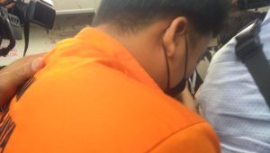 Mario Dandy Satrio (20) dan Shane Lukas (19) tiba di Pengadilan Negeri Jakarta, Selasa, 4/4/2023. | Novia Suhari/forumkeadilan.com