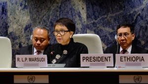 Menlu RI Retno Marsudi berbicara dalam "2nd Summit for Democracy-Indo Pacific Regional Meeting" di Seoul, Korea Selatan, Kamis, 30/3/2023). | Dok Kemlu RI