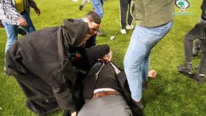 Pasukan Israel melancarkan serangan gas air mata di Stadion Internasional Faisal Al Husseini di Al-Ram, utara Yerusalem, Kamis, 30/3/2023. | Ist