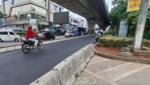 Trotoar Simpang Santa diubah menjadi jalan raya. | ist
