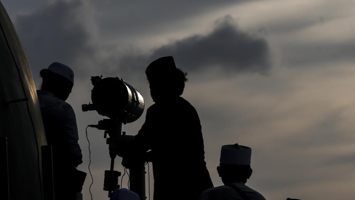 Sidang Isbat Digelar Besok, Diprediksi Lebaran Idul Fitri Dirayakan Serentak