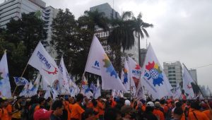 50 Ribu Buruh Geruduk Istana Presiden-MK
