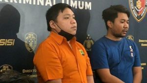 David Yulianto (32), pengendara arogan bernopol dinas polisi yang aniaya sopir taksi online di tol
