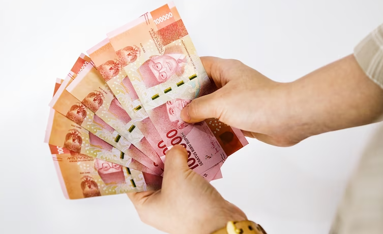 Viral Emak-emak Kocok Arisan Rp2,5 Miliar, per Bulan Bayar Rp100 Juta