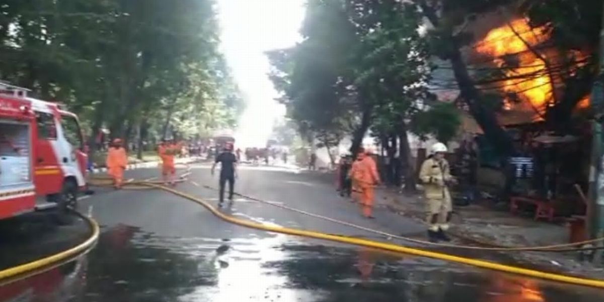 Kebakaran gudang cat di Penjaringan, Jakarta.| Ist