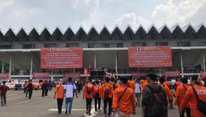 Massa Buruh di Istora Senayan, Senin, 1/5/2023