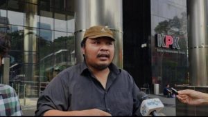Koordinator Komunitas Rakyat Arus Depan (Komrad) Pancasila, Antony Yudha, melaporkan anak Menteri Hukum dan HAM (Menkumham) Yasonna Laoly, Yamitema Laoly ke KPK