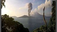CCTV merekam lontaran abu vulkanik dari Gunung Anak Krakatau. | Dok PVMBG