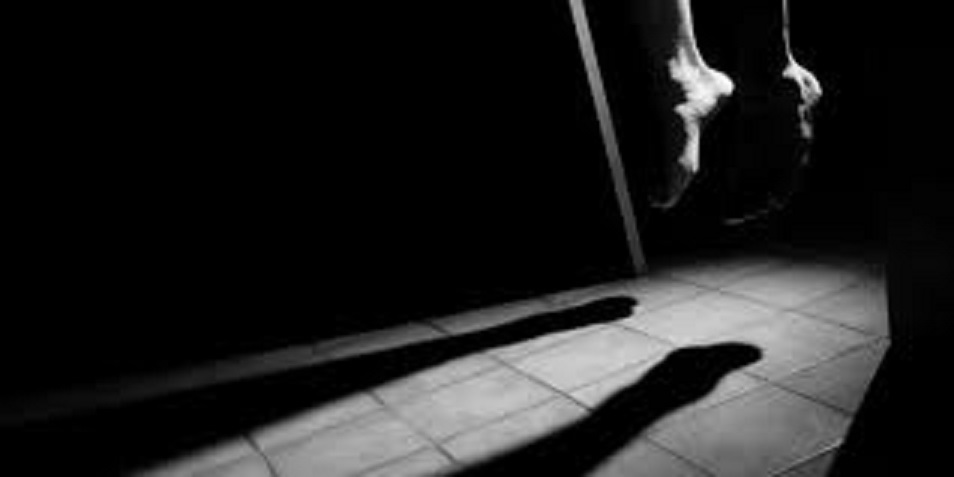 Geger! Ibu Muda di Lampung Tewas Gantung Diri dengan Kain Selendang