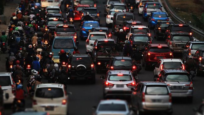 Libur Nataru, Bus Dilarang Melintas di Jalur Alternatif Puncak Bogor
