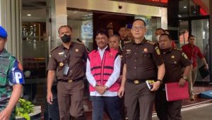 Menteri Komunikasi dan Informatika (Menkominfo) Johnny G Plate menjadi tersangka selesai menjalani pemeriksaan kasus korupsi BAKTI Kominfo, Rabu,