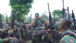 Panglima TNI kirim pasukan elit ke Papua, Kepala Staf TNI Angkatan Darat (Kasad) Jenderal TNI Dudung Abdurachman turun langsung. | Dok TNI