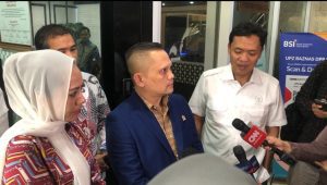 Mahkamah Kehormatan Dewan (MKD) DPR RI memanggil Ketua Komisi VII Sugeng Suparwoto untuk melakukan klarifikasi dugaan pelecehan seksual yang ia lakukan kepada Ammy Amalia Fatma Surya, Rabu, 14/6/2023. Begitu pun dengan Ammy sebagai pengadu.
