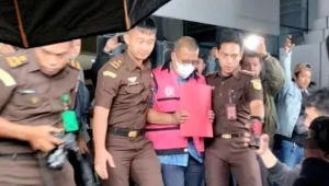 FORUM KEADILAN - Kejaksaan Tinggi (Kejati) Sulawesi Selatan menetapkan tiga tersangka baru dalam kasus dugaan tindak pidana korupsi penggunaan dana pembayaran tantiem dan bonus jasa produksi Perusahaan Air Minum Daerah (PDAM) Kota Makassar sejak 2017-2019 | ist