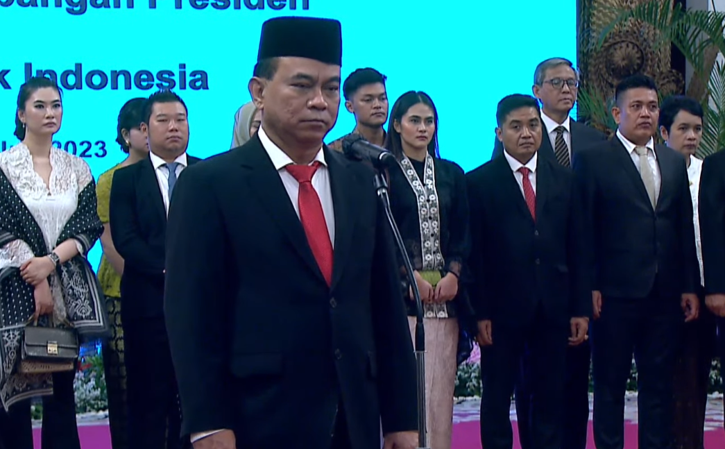 Budi Arie Setiadi resmi dilantik Presiden Joko Widodo (Jokowi) sebagai Menteri Komunikasi dan Informatika (Menkominfo) yang baru menggantikan Johnny G Plate, di Istana Negara, Jakarta Pusat, Senin, 17/7/2023 | YouTube Sekretariat Presiden