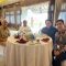 Menteri Badan Usaha Milik Negara (BUMN) Erick Thohir mengunggah foto sarapan bersama Menteri Pertahanan (Menhan) Prabowo Subianto, Gubernur Jawa Tengah Ganjar Pranowo, dan Wali Kota Solo Gibran Rakabuming di Instagram pribadinya | Instagram @erickthohir