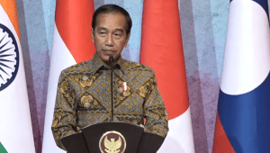 Presiden Joko Widodo (Jokowi) menerima kunjungan para Menteri Luar Negeri (Menlu) ASEAN dan negara mitra yang digelar di Hotel Shangri-La, Jakarta, Jumat, 14/7/2023 | YouTube Sekretariat Presiden