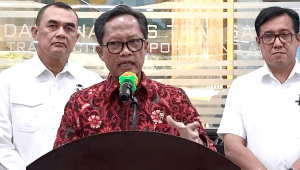 Ketua Tim Pelaksana Satgas TPPU Sugeng Purnomo saat konferensi pers di Kantor PPATK, Jakarta Pusat, Senin, 10/7/2023 | YouTube PPATK