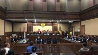 Para terdakwa kasus korupsi BTS menghadiri pembacaan putusan sela di PN Tipikor, Jakarta Pusat, Selasa, 18/7/2023 | Merinda Faradianti/Forum Keadilan