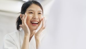 Ilustrasi pakai skincare